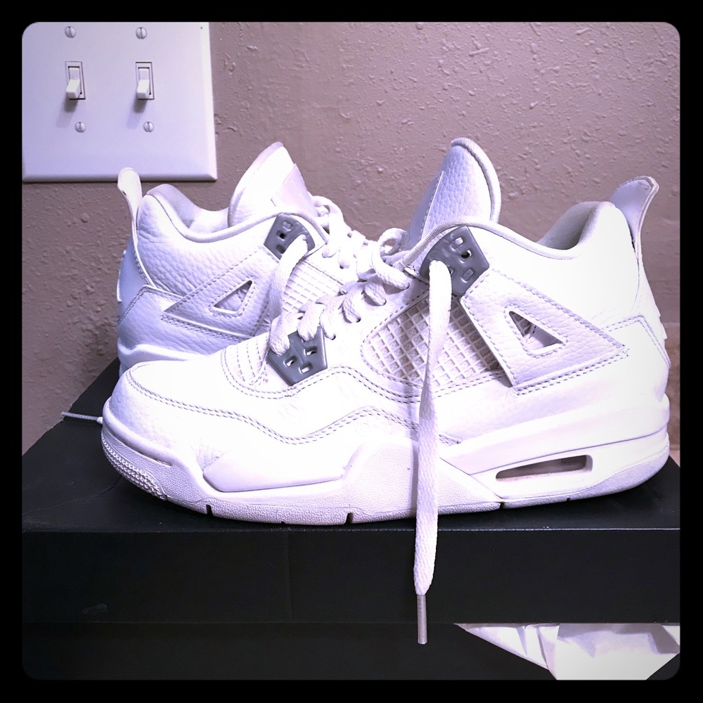 Jordan 4 Retro “Pure Money”